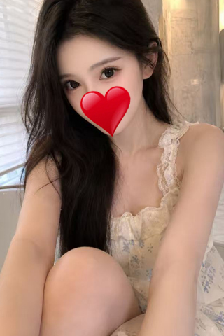 赤い唇 セラピスト ミドリ